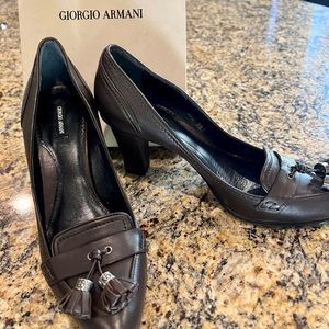 Giorgio Armani - brown pumps - tassels - Size 39 (8 US)- practically brand new!